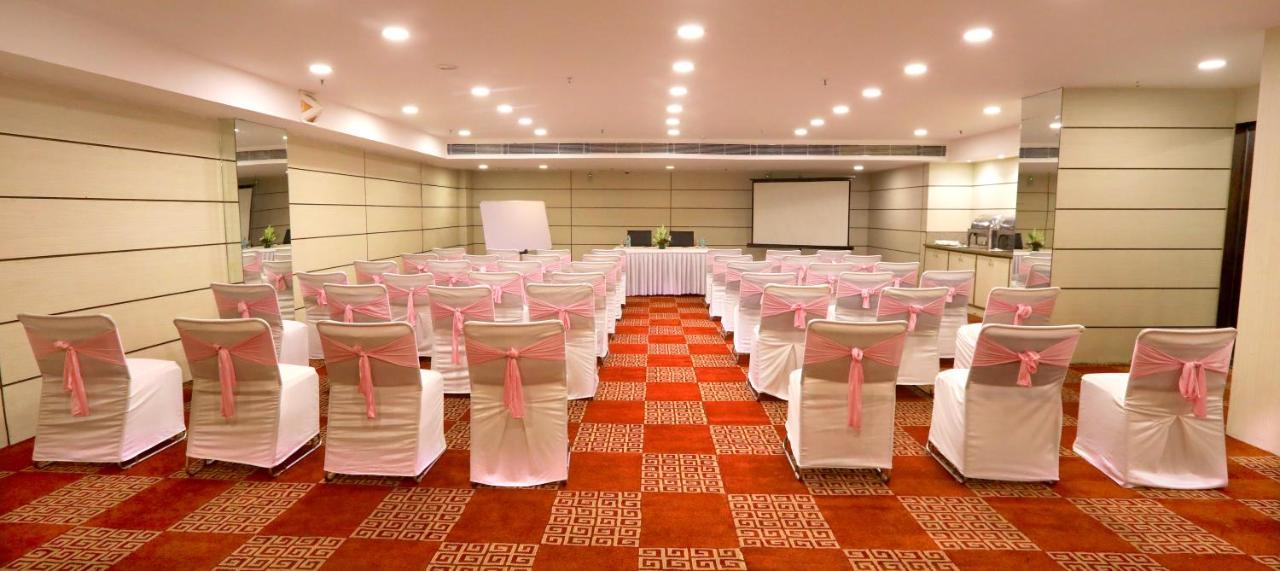 Hotel Pitrashish Pride Igi Intl Airport Delhi Экстерьер фото
