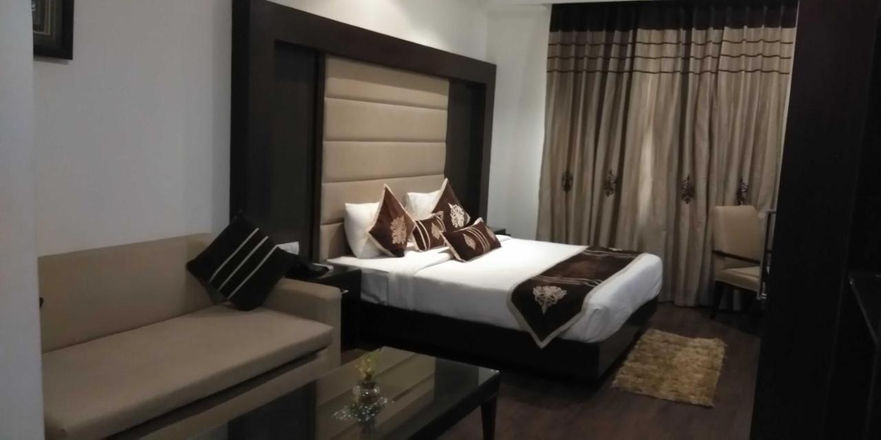 Hotel Pitrashish Pride Igi Intl Airport Delhi Экстерьер фото